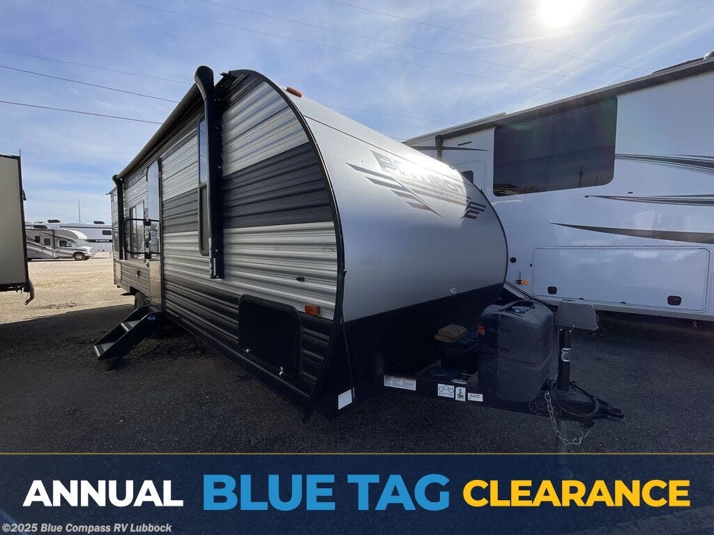 Used 2022 Forest River Cherokee Grey Wolf 26DJSE available in Lubbock, Texas