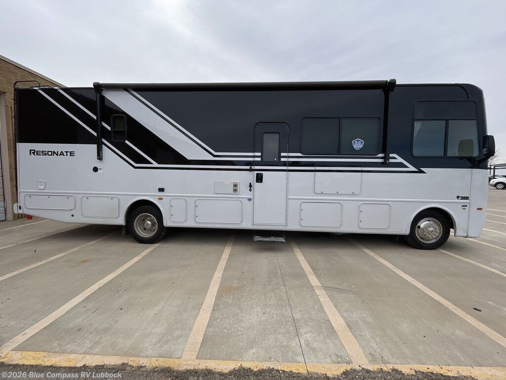 New 2026 Thor Motor Coach Resonate 32B available in Lubbock, Texas