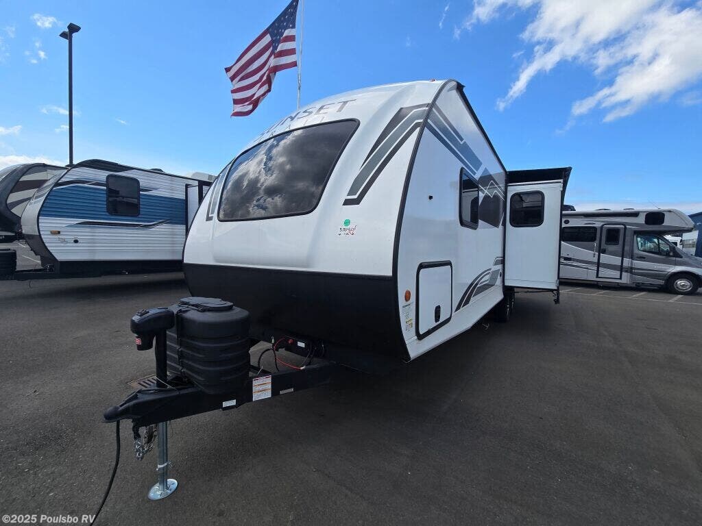 New 2025 CrossRoads Sunset Trail SS285CK available in Kent, Washington