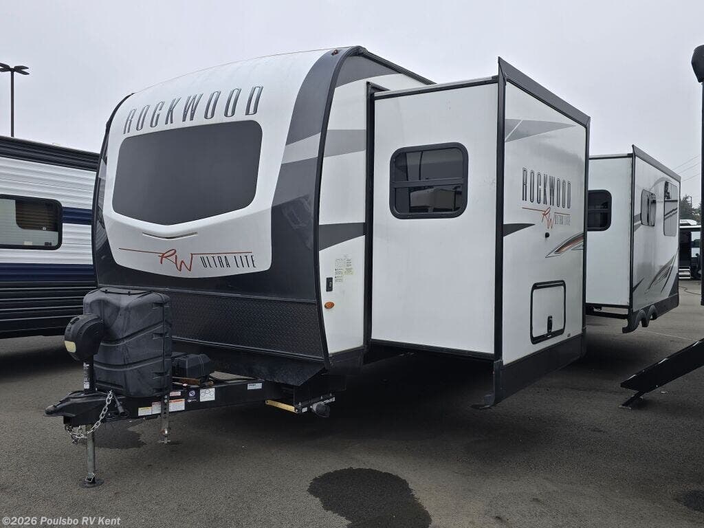 Used 2022  Forest River Rockwood Ultra Light Rockwood Ultra Light by Forest River from Poulsbo RV Kent in Kent, WA
