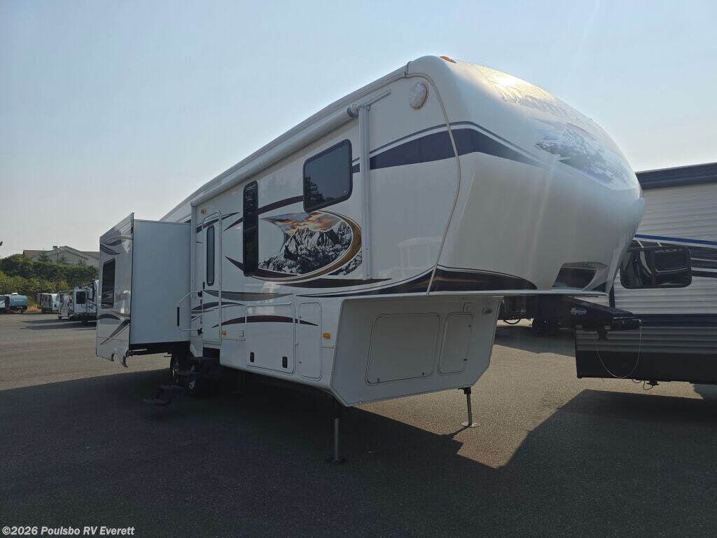 Used 2012 Keystone Montana Montana available in Everett, Washington
