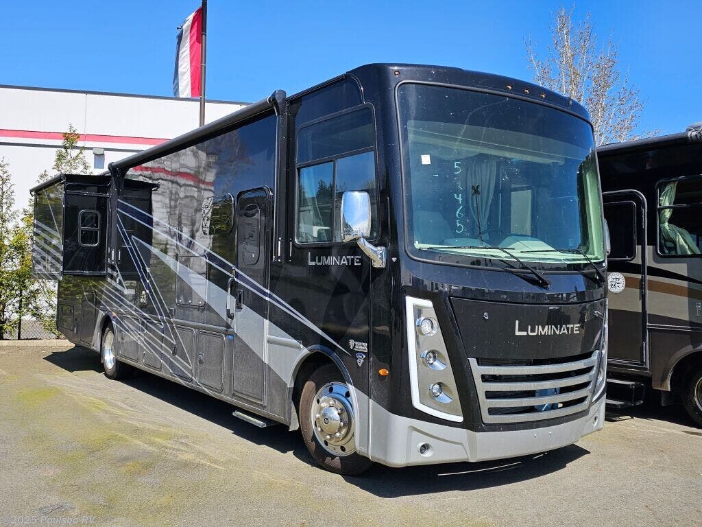 New 2026 Thor Motor Coach  LuminateÃ¢Â¢ GG35 available in Sumner, Washington