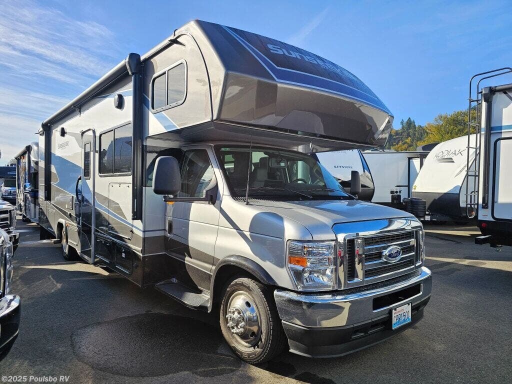 Used 2024 Forest River Sunseeker 3050FS available in Sumner, Washington