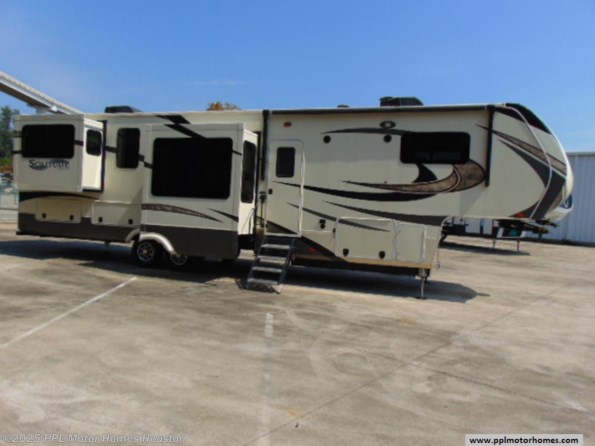 Ppl Motor Homes Houston Houston Texas Trailer Dealer Trailersusa