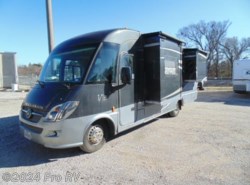  Used 2015 Winnebago Via 25Q available in Colleyville, Texas