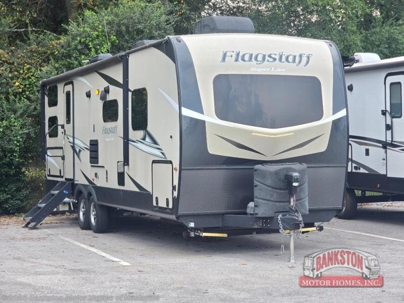 Used 2020 Forest River Flagstaff Super Lite 27BHWS available in Huntsville, Alabama