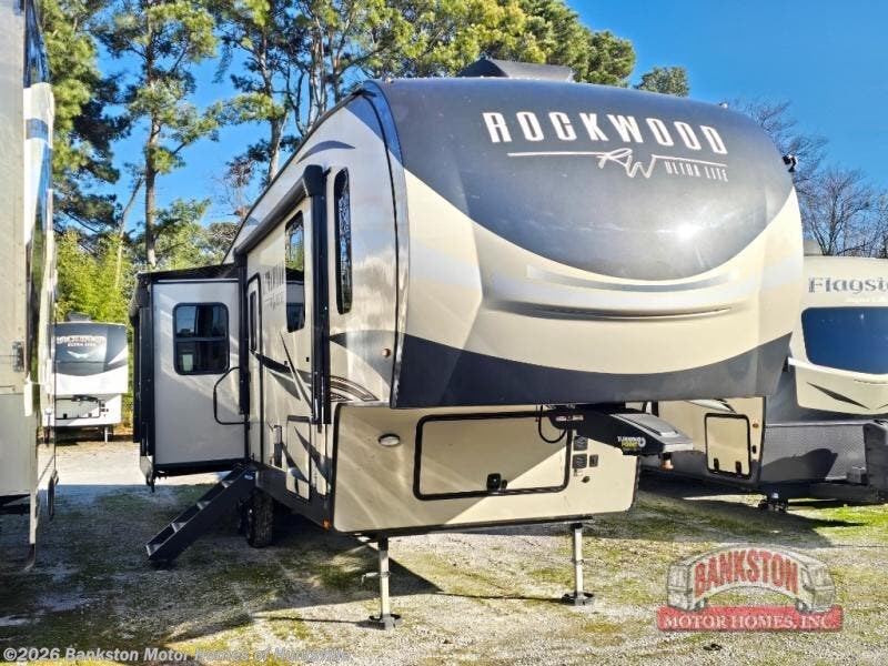 Used 2022 Forest River Rockwood Ultra Lite 2893BS available in Huntsville, Alabama