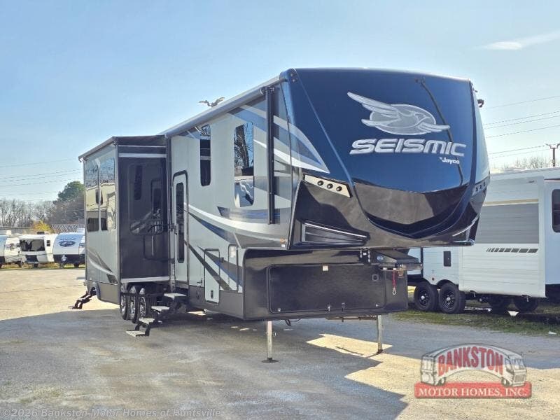 Used 2018 Jayco Seismic 4114 available in Huntsville, Alabama