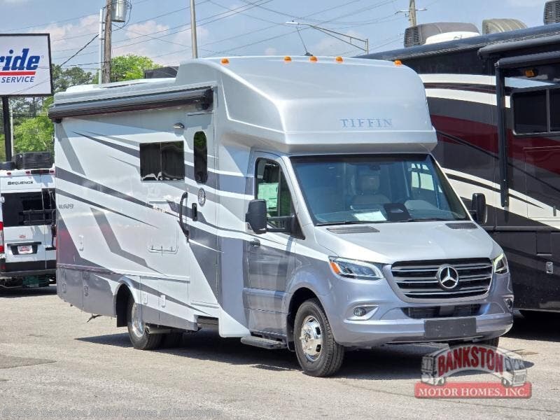 New 2026 Tiffin Wayfarer 25 RW available in Huntsville, Alabama
