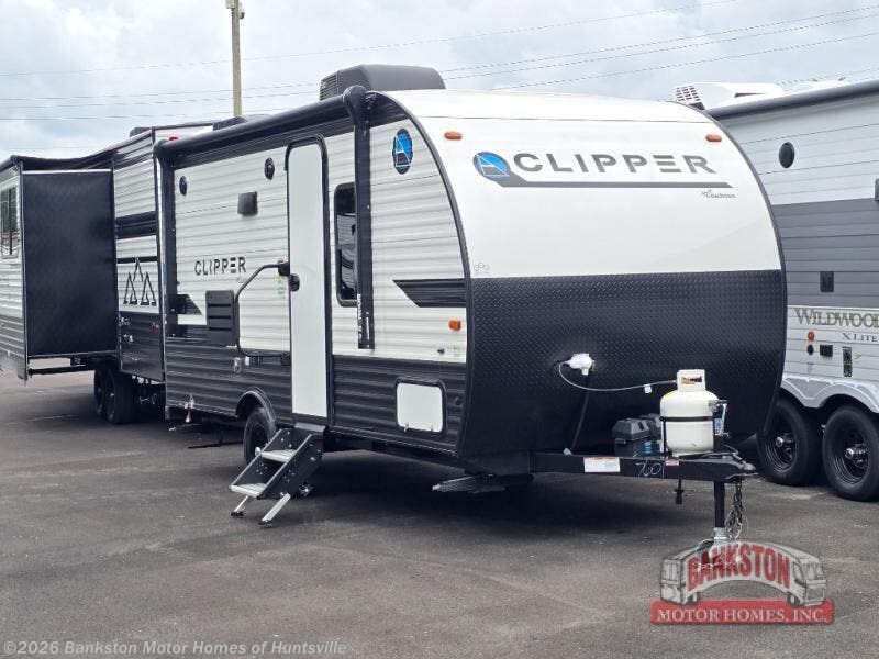 Used 2021 Coachmen Clipper Ultra-Lite 17FQS available in Huntsville, Alabama