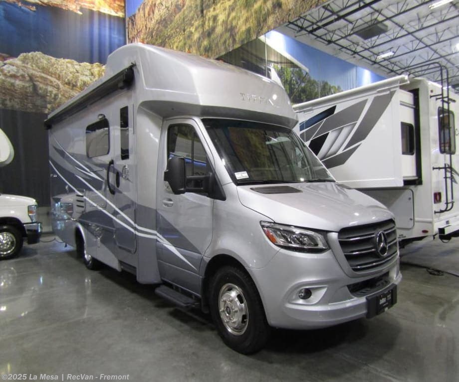 Used 2024 Tiffin Wayfarer 25RW available in Fremont, California
