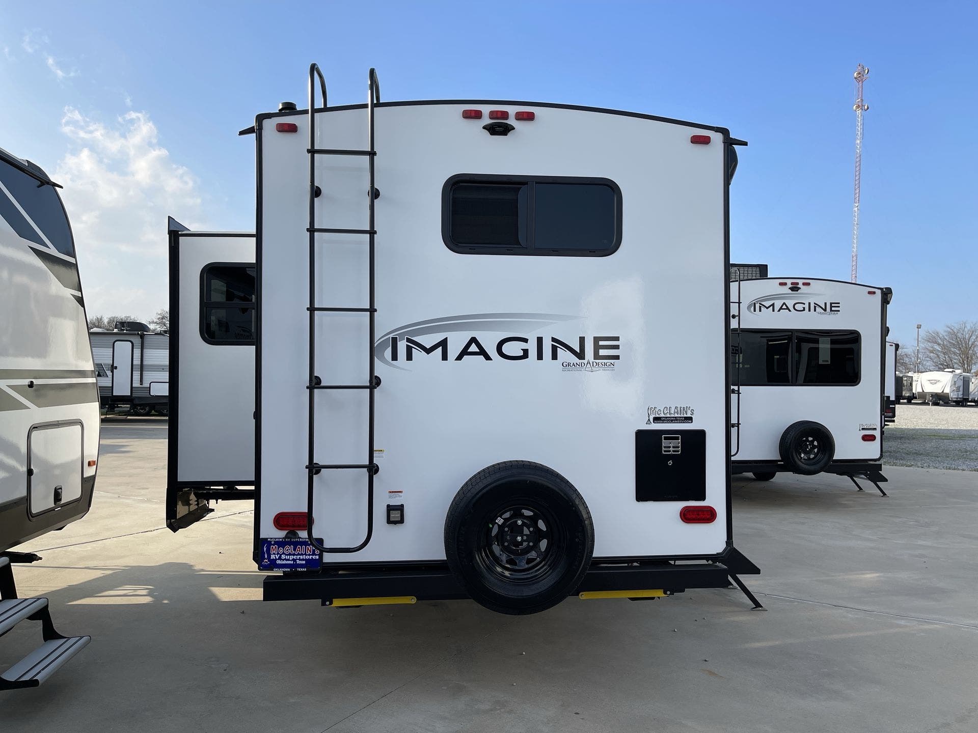  New 2022 Grand Design Imagine 2600RB available in Fort Worth, Texas