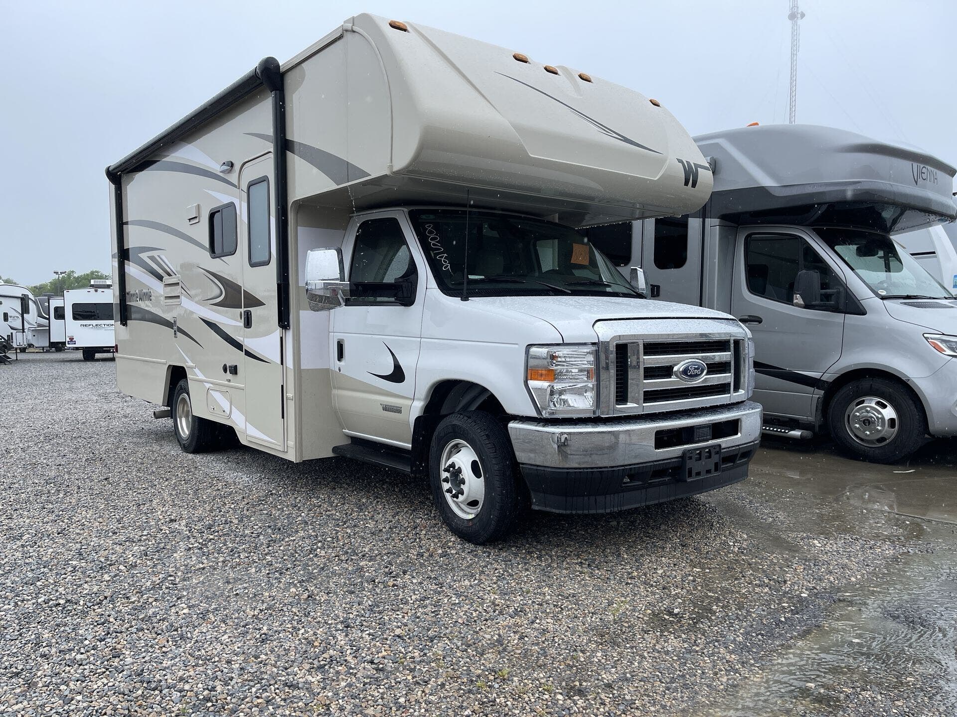T.V 2018 Jayco TALON-ZX 320T