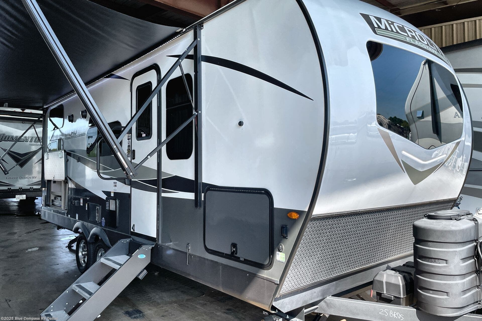 New 2025 Forest River Flagstaff Micro Lite 25BRDS available in Mesquite, Texas