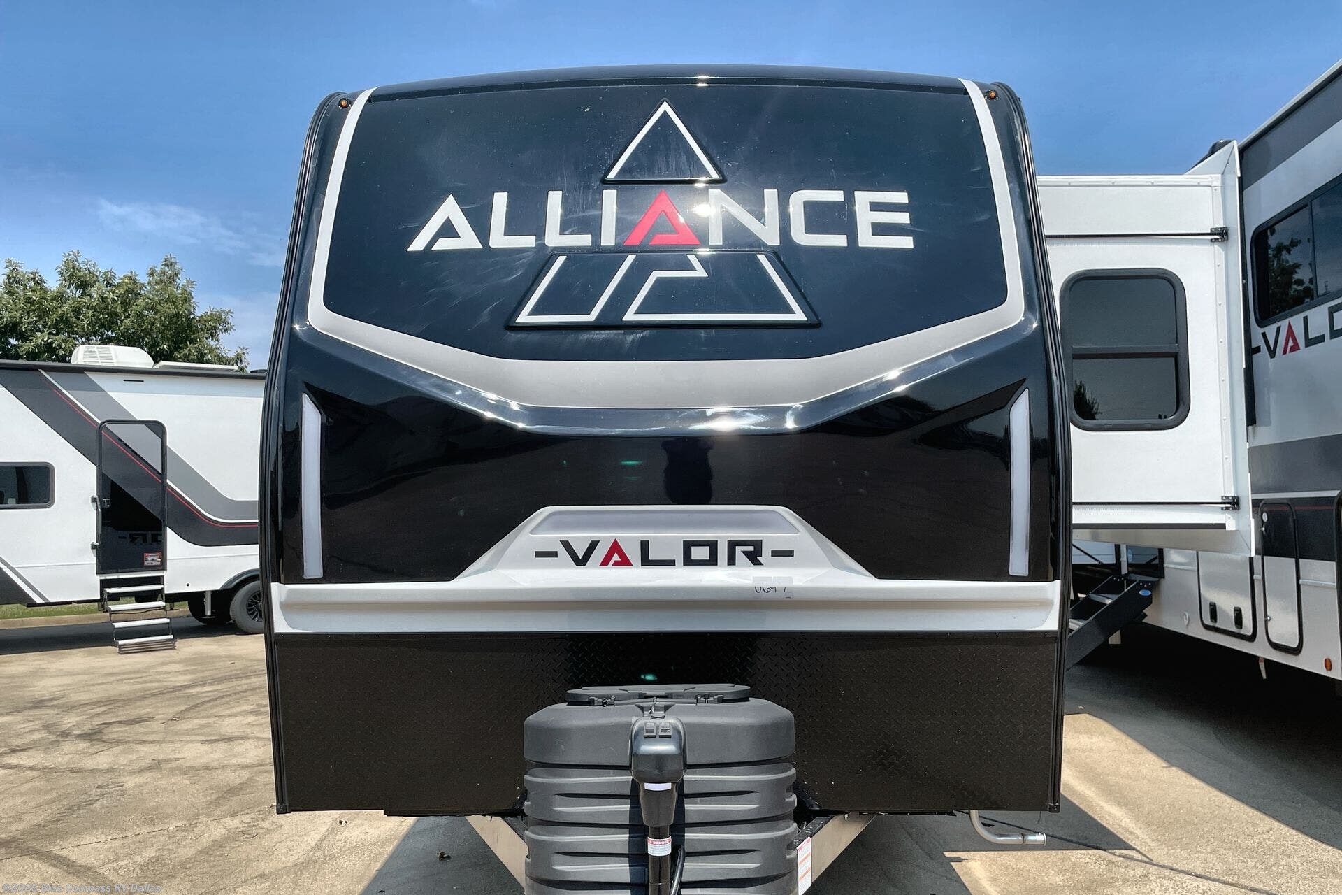 New 2026 Alliance RV Valor All-Access 27T14 available in Mesquite, Texas