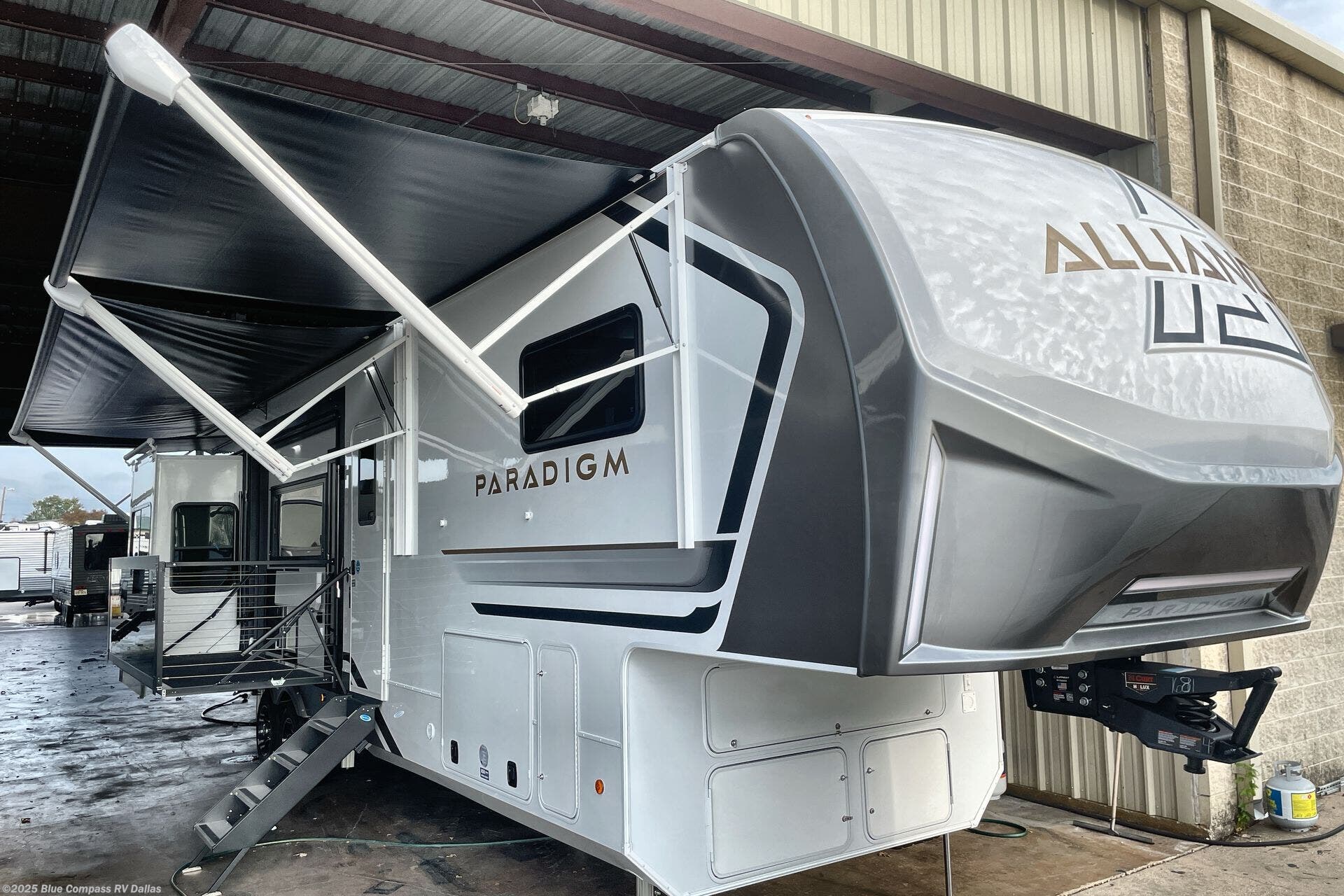New 2026 Alliance RV Paradigm 388SP available in Mesquite, Texas