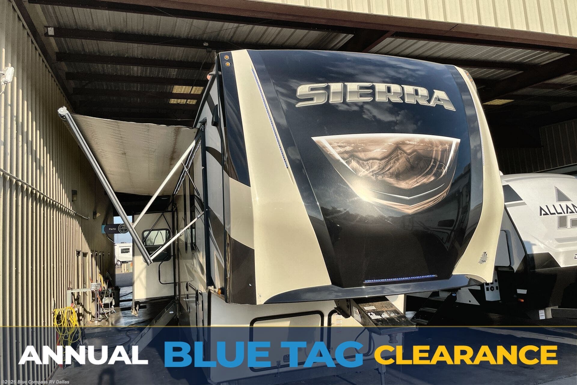 Used 2020 Forest River Sierra 372LOK available in Mesquite, Texas