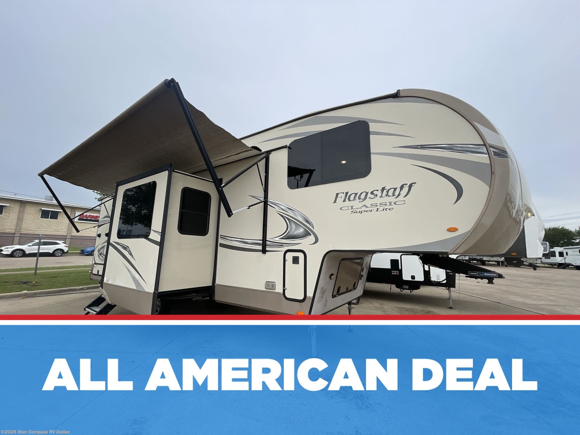 Used 2019 Forest River Flagstaff Classic Super Lite 8529FLS available in Mesquite, Texas