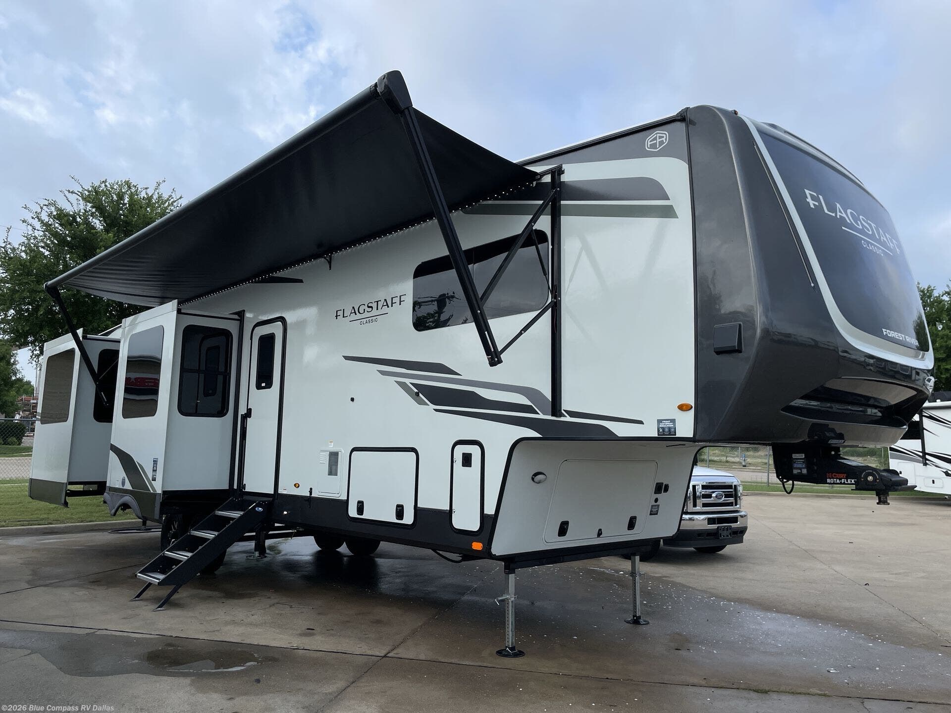 New 2026 Forest River Flagstaff Classic 404CRK available in Mesquite, Texas
