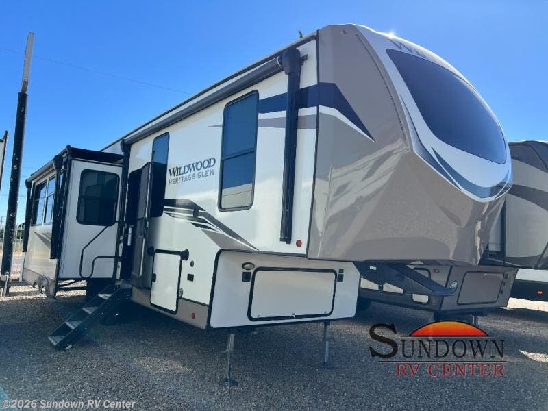 Used 2022 Forest River Wildwood Heritage Glen 290RL available in Atwater, California