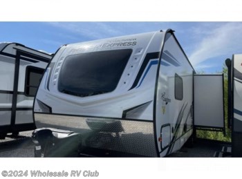 New 2022 Coachmen Freedom Express Ultra Lite 274RKS available in , Ohio