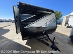 New 2025 CrossRoads Zinger Lite 18BH available in San Antonio, Texas