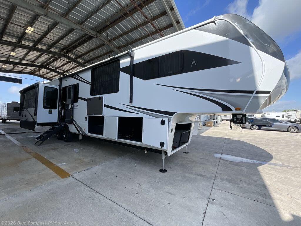 New 2025 Grand Design Solitude 388MBS available in San Antonio, Texas
