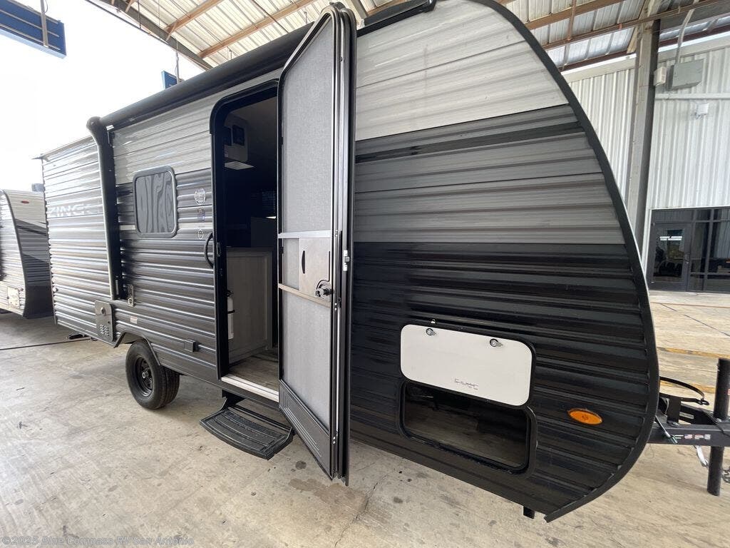 New 2026 CrossRoads Zinger MINI SINGLE-AXLE SERIES 18BH available in San Antonio, Texas
