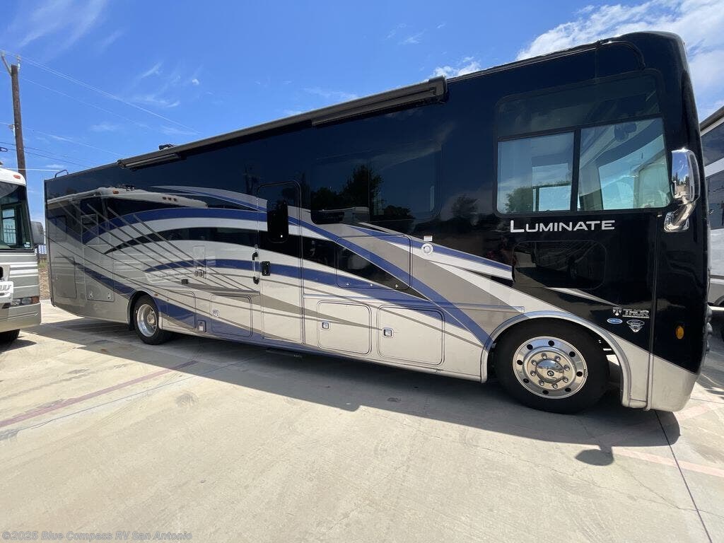 Used 2023 Thor Motor Coach Luminate BB35 available in San Antonio, Texas