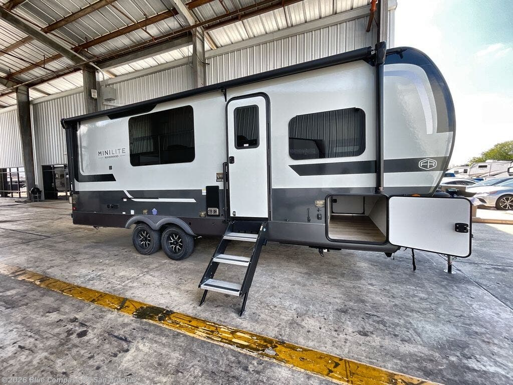 New 2026 Forest River Rockwood Mini Lite 2522FB available in San Antonio, Texas
