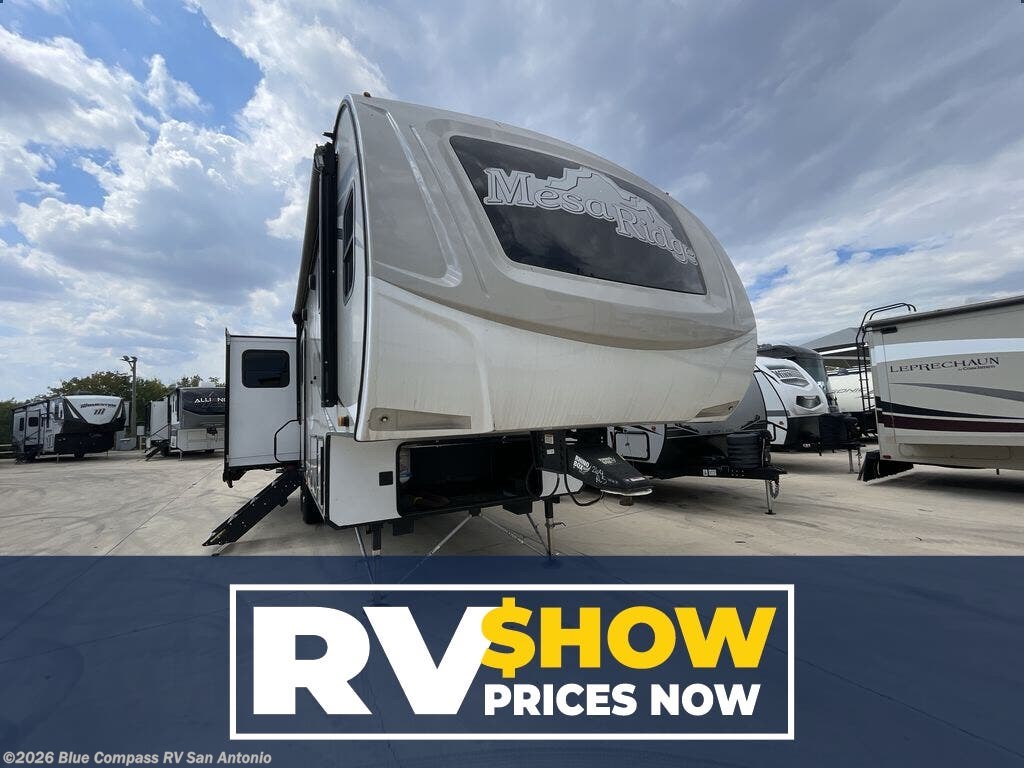 Used 2022 Highland Ridge Mesa Ridge 264RLS available in San Antonio, Texas