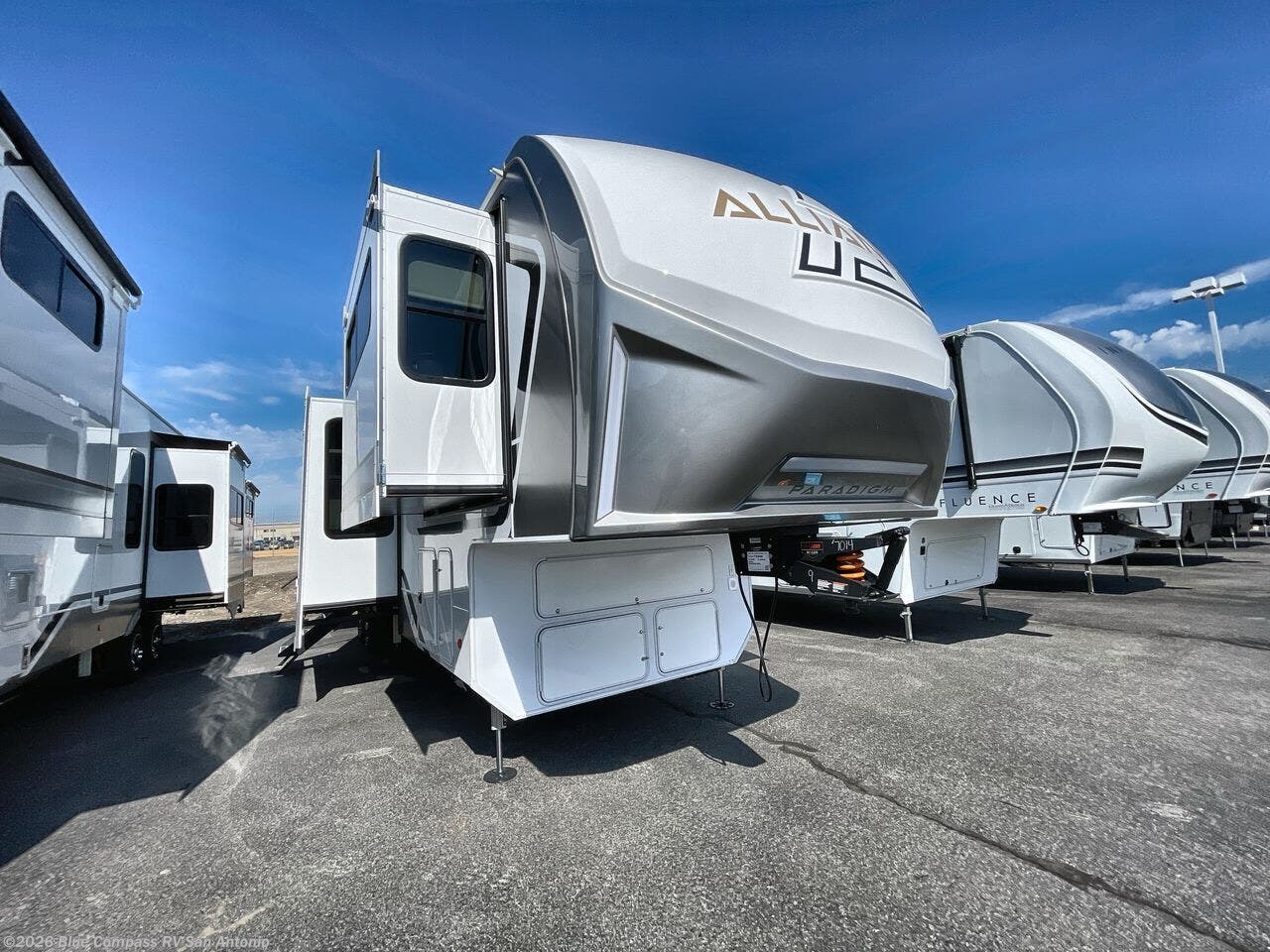 New 2026 Alliance RV Paradigm 385FL available in San Antonio, Texas