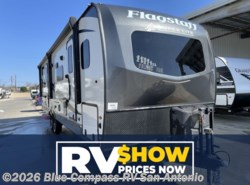 Used 2023 Forest River Flagstaff Super Lite 27BHWS available in San Antonio, Texas