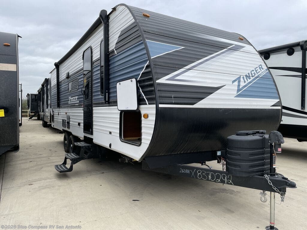 Used 2025 CrossRoads Zinger Lite 260BH available in San Antonio, Texas