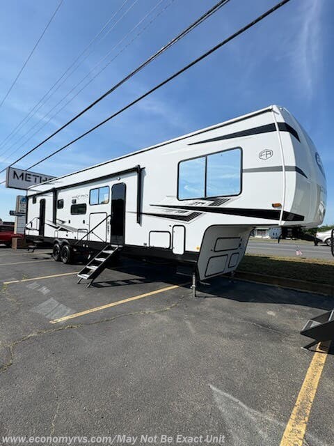 New 2026 Forest River Cherokee Wolf Pack 365PACK15.5 available in Mechanicsville, Maryland