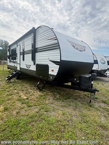 Used 2022  Forest River Wildwood FSX 270RTK by Forest River from Economy RVS, LLC in Mechanicsville, MD