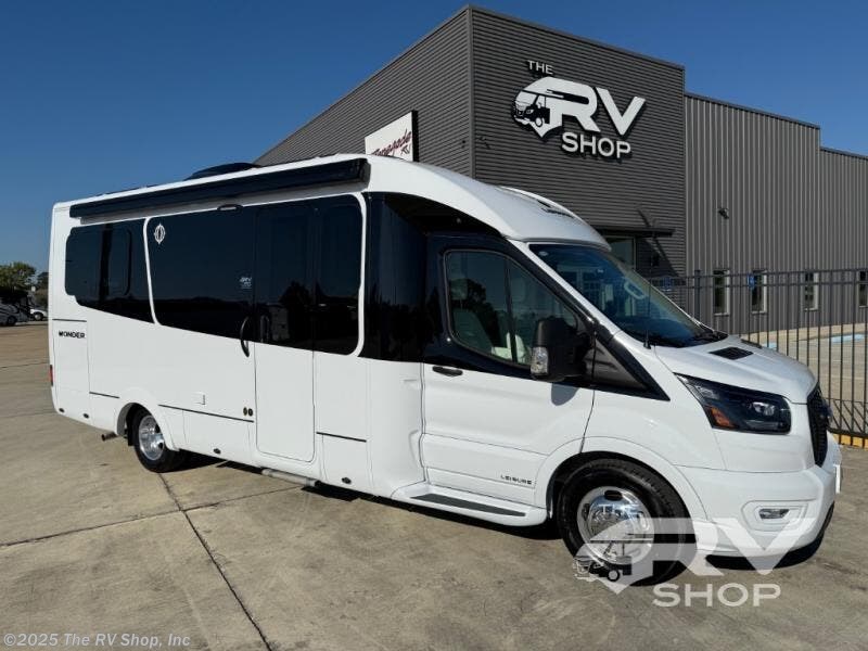 New 2026 Leisure Travel Wonder 24RTB available in Baton Rouge, Louisiana