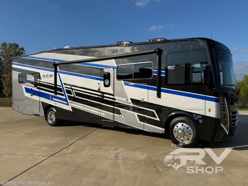 New 2026 Thor Motor Coach Outlaw Wild West Edition 38K available in Baton Rouge, Louisiana