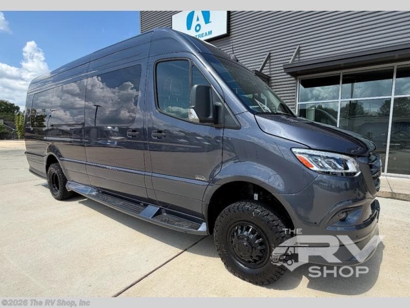 New 2027 Midwest Luxe Cruiser D6 available in Baton Rouge, Louisiana
