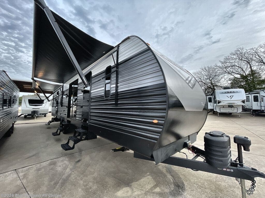 New 2026 CrossRoads Zinger 390DB available in Wills Point, Texas