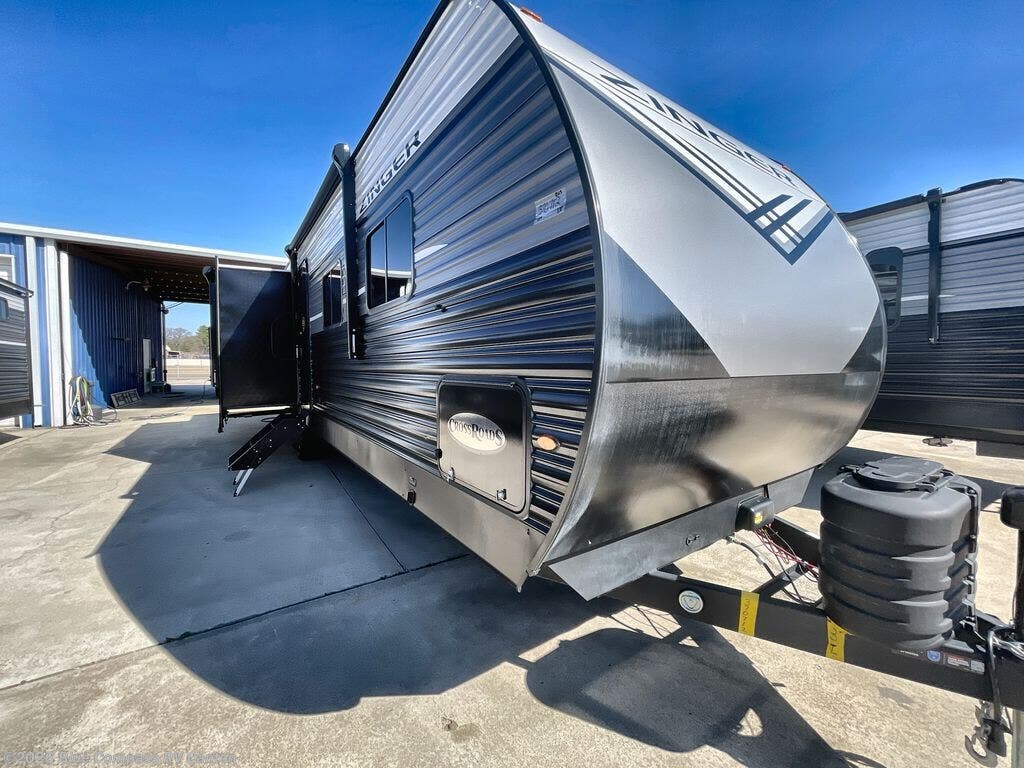 New 2026 CrossRoads Zinger 340LR available in Wills Point, Texas