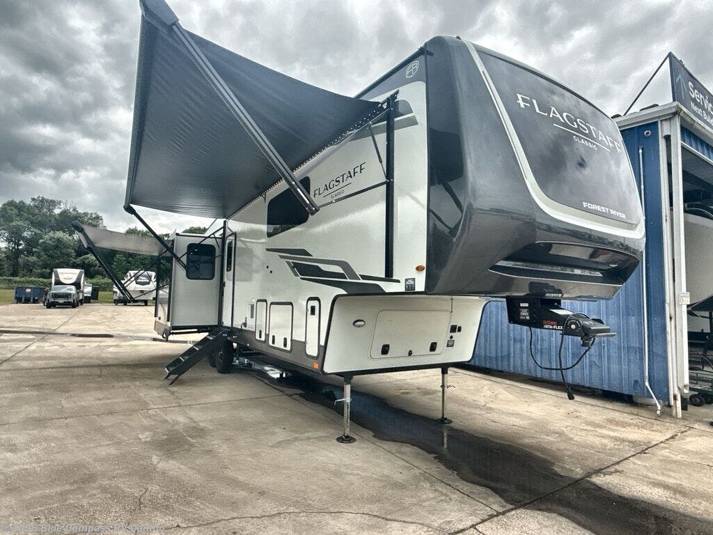 New 2026 Forest River Flagstaff Classic 401CFB available in Wills Point, Texas