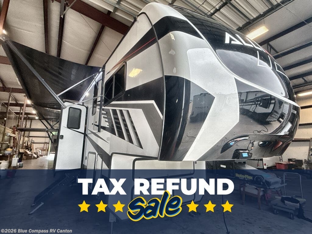 Used 2021 Alliance RV Valor 40V13 available in Wills Point, Texas