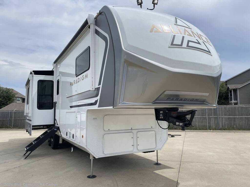 New 2026 Alliance RV Paradigm 310RL available in Wills Point, Texas