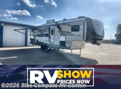 Used 2025 Forest River Rockwood Signature R374DBH available in Wills Point, Texas