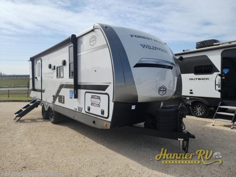 New 2025 Forest River Wildwood Heritage Glen Hyper-Lyte 22RBHL available in Baird, Texas