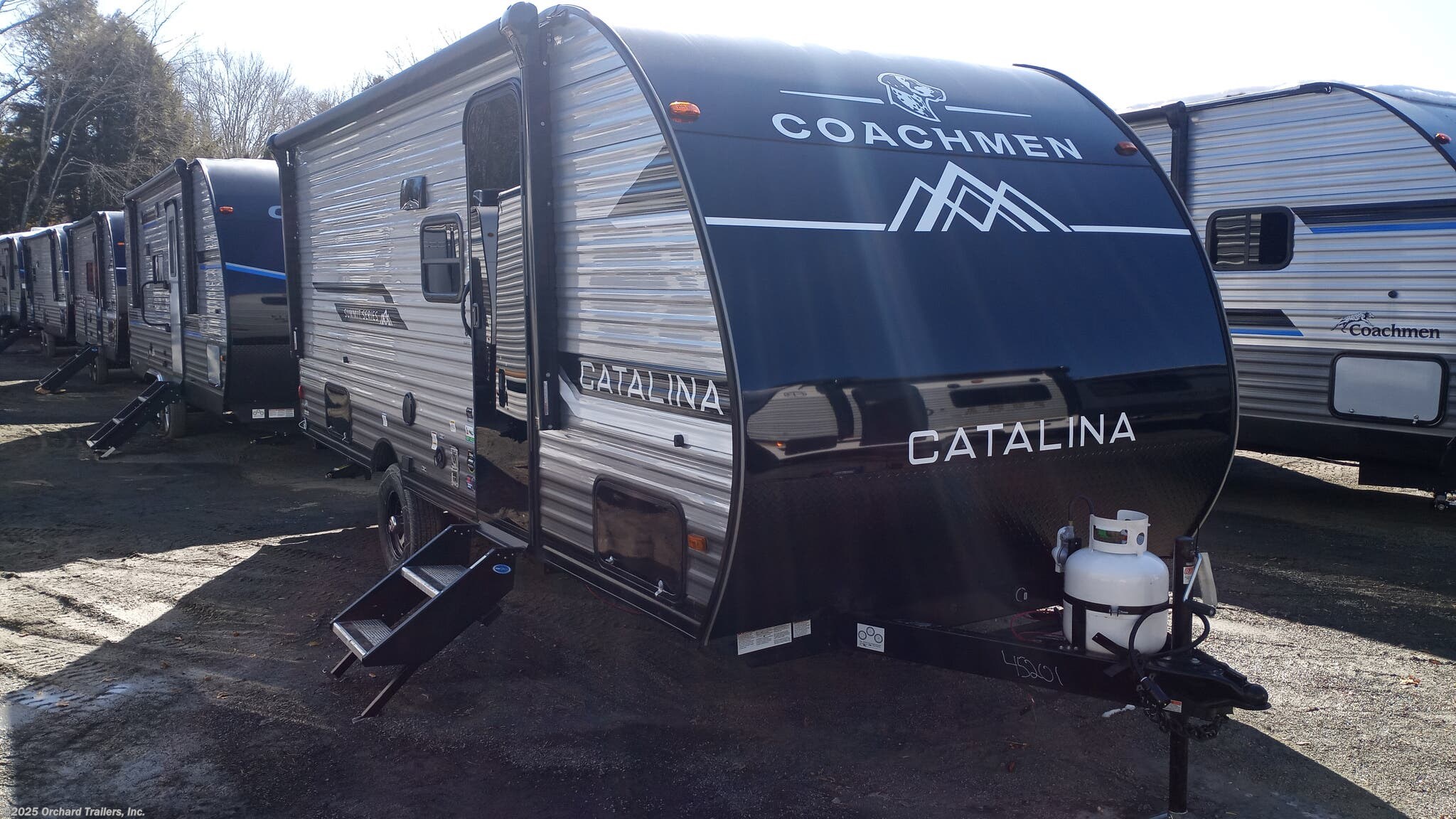 New 2025 Coachmen Catalina Summit Series 7 184BHSX available in Whately, Massachusetts