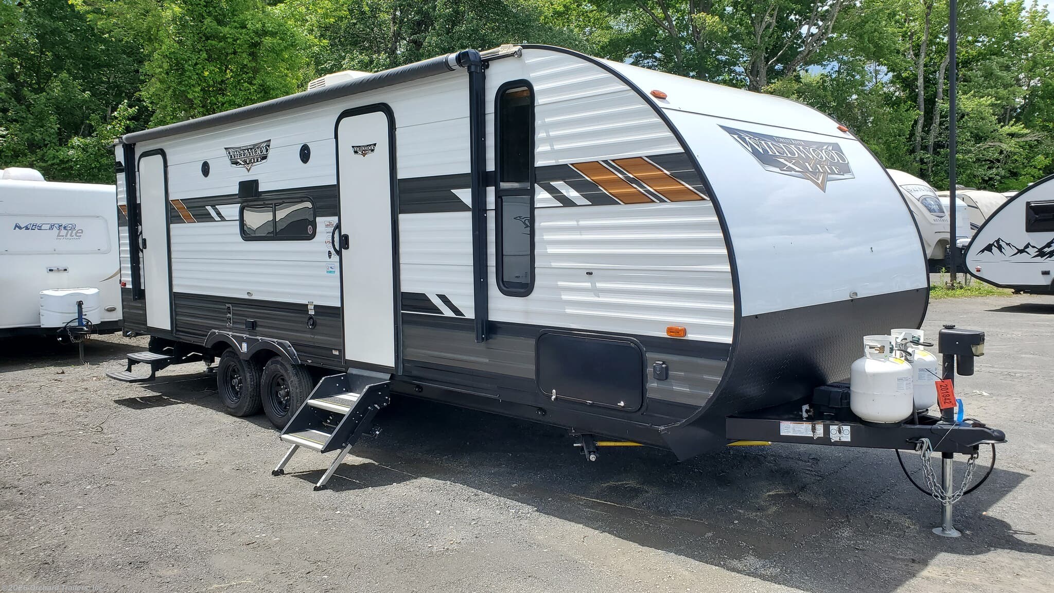 Used 2021 Forest River Wildwood X-Lite 240BHXL available in Whately, Massachusetts