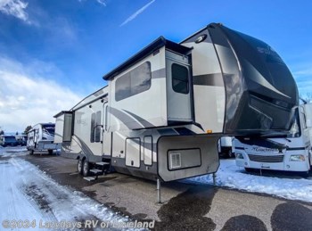 Used 2016 Starcraft Solstice 376FL5 available in Loveland, Colorado