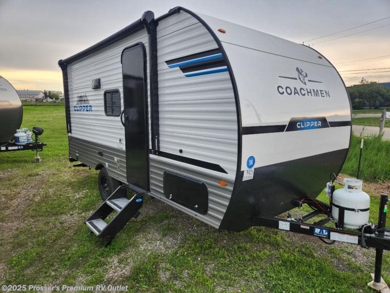 New 2026 Coachmen Clipper 3K Series 17BH available in Sturtevant, Wisconsin